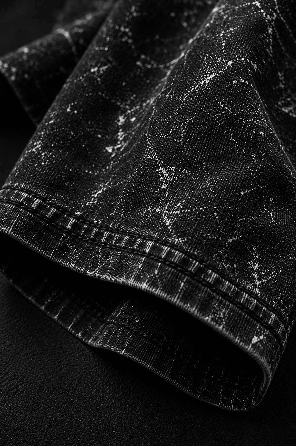 ARTICLE 02: THE MONOLITH / WASHED BLACK